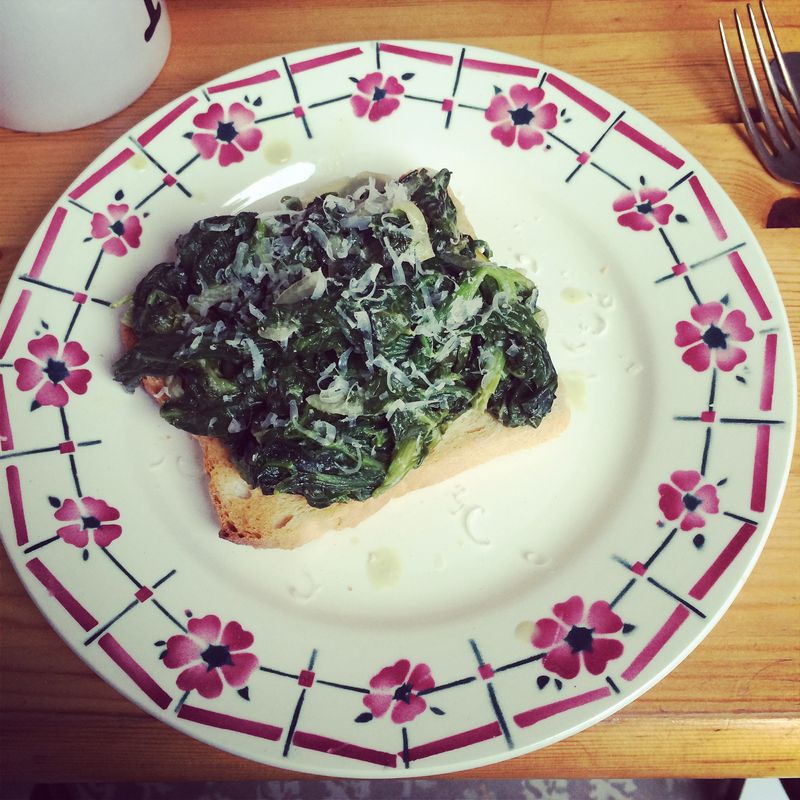 Creamed spinach on toast